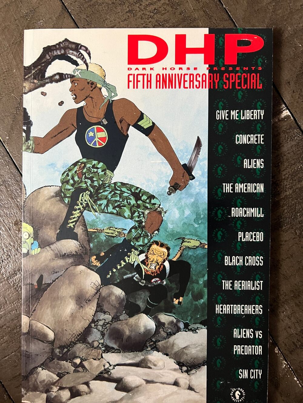 VINTAGE 1991 Dark Horse "DHP 5TH ANNIVERSARY SPECIAL" - M Unopened